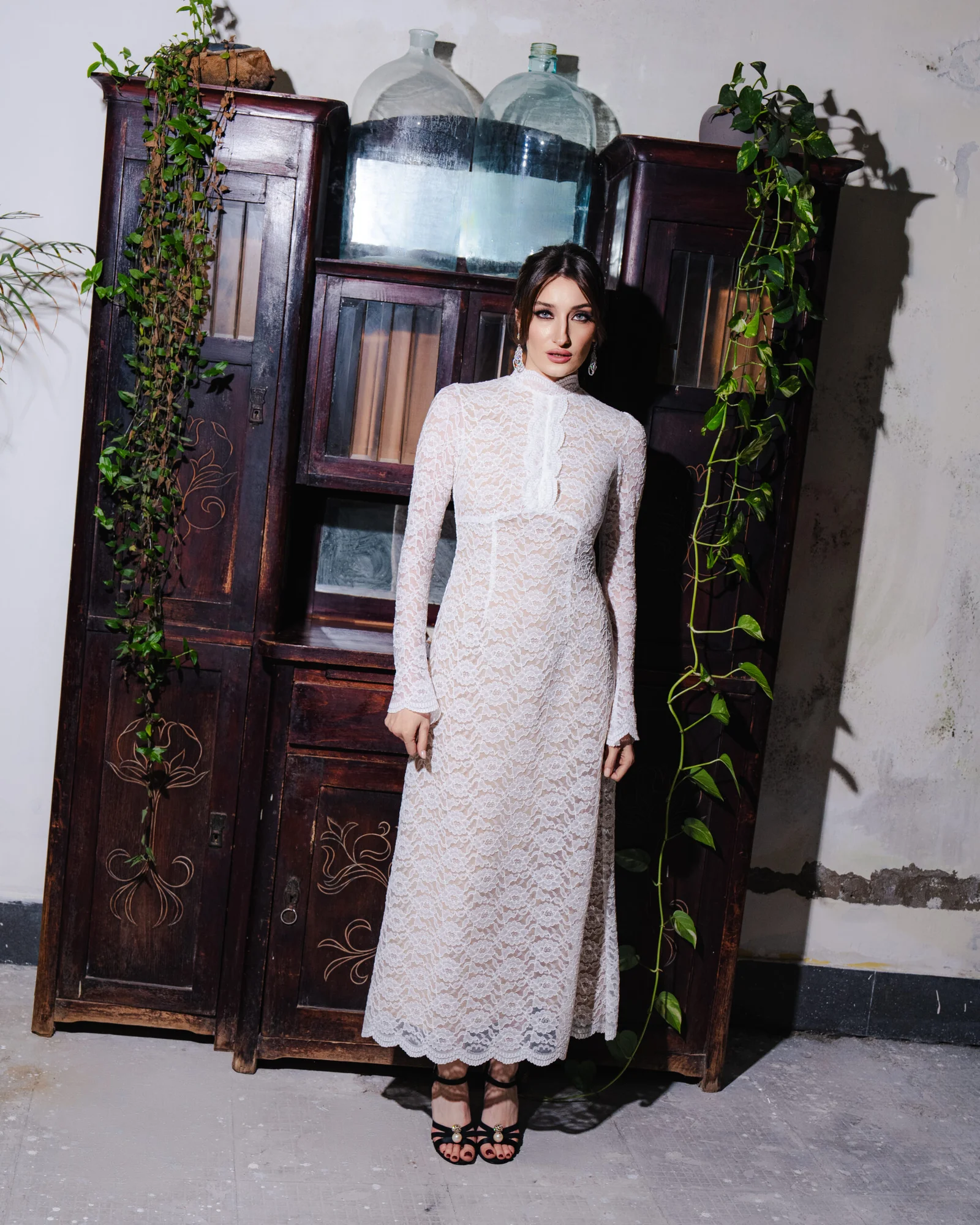 Long-Sleeve Guipure-Lace Maxi Dress